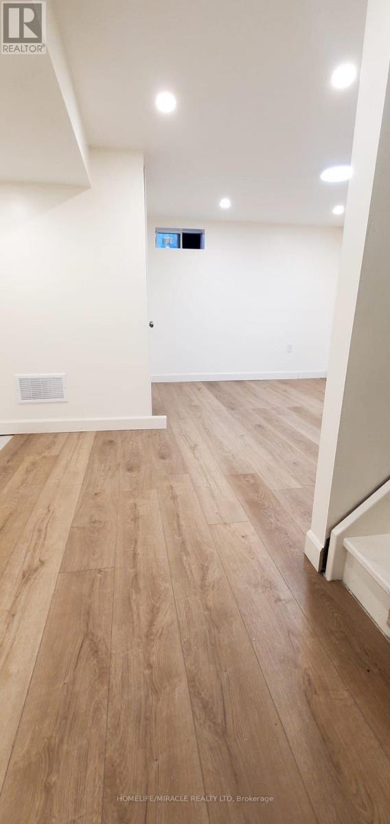 17 - 1280 HARMONY ROAD N, Oshawa (Pinecrest)