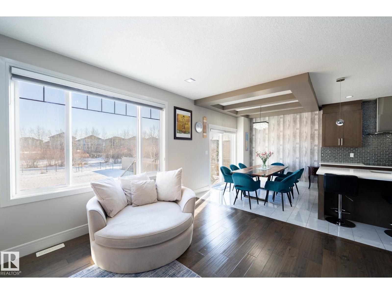 3623 8 ST NW - 13