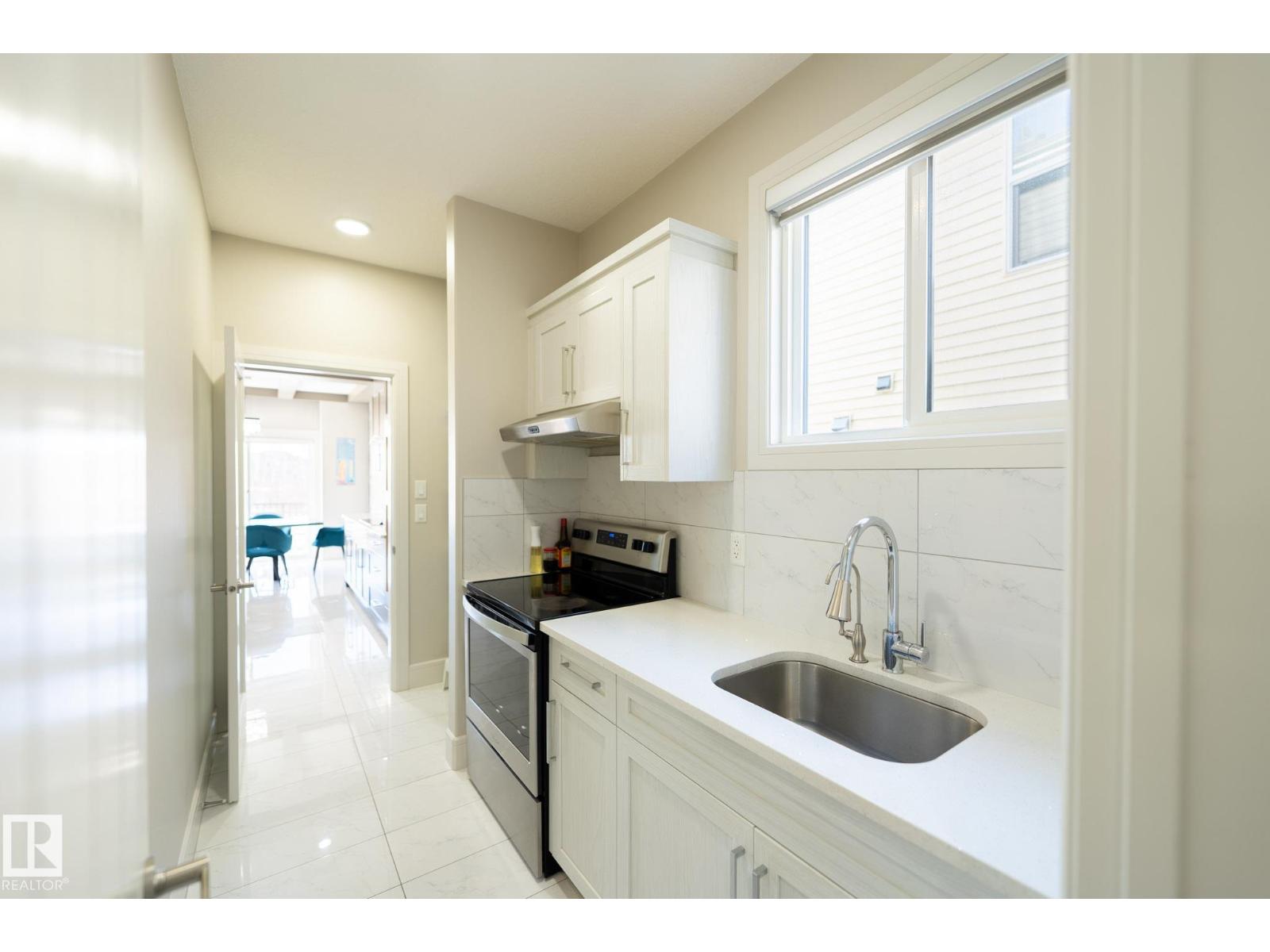 3623 8 ST NW - 17