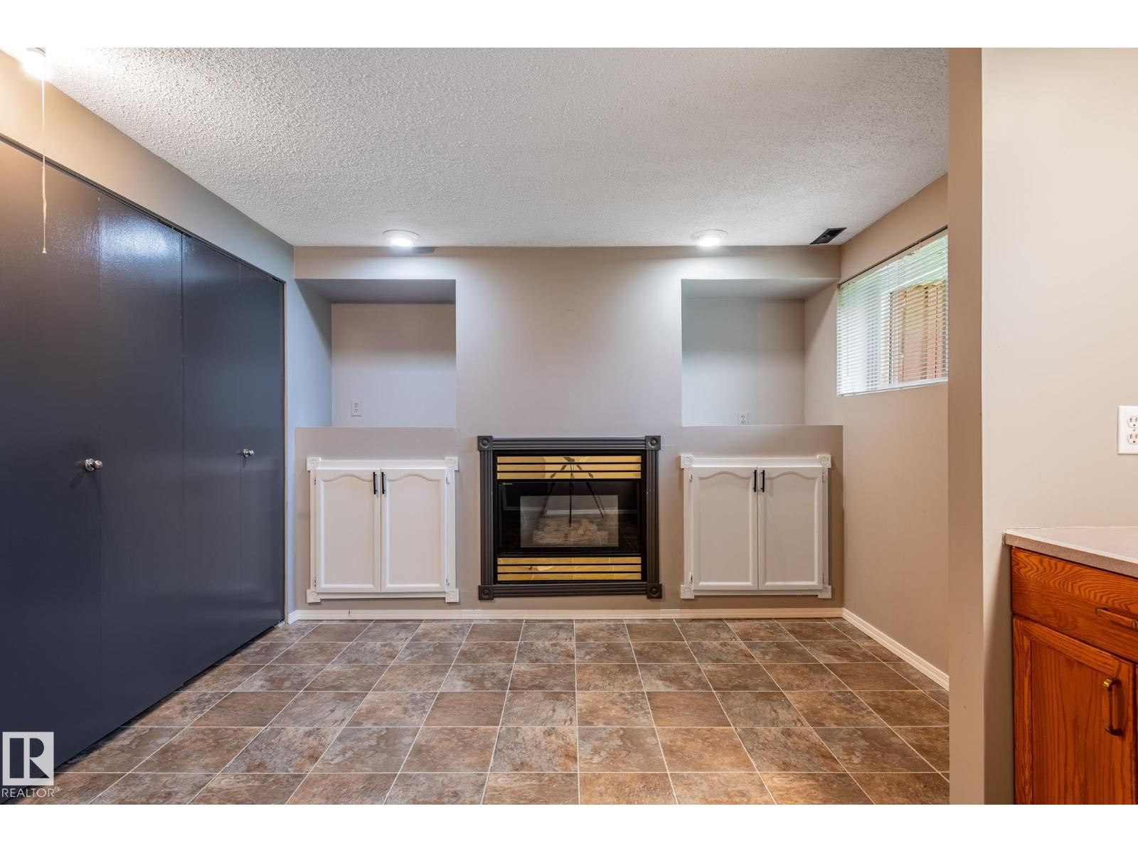 29 Fawcett CR - Image 39