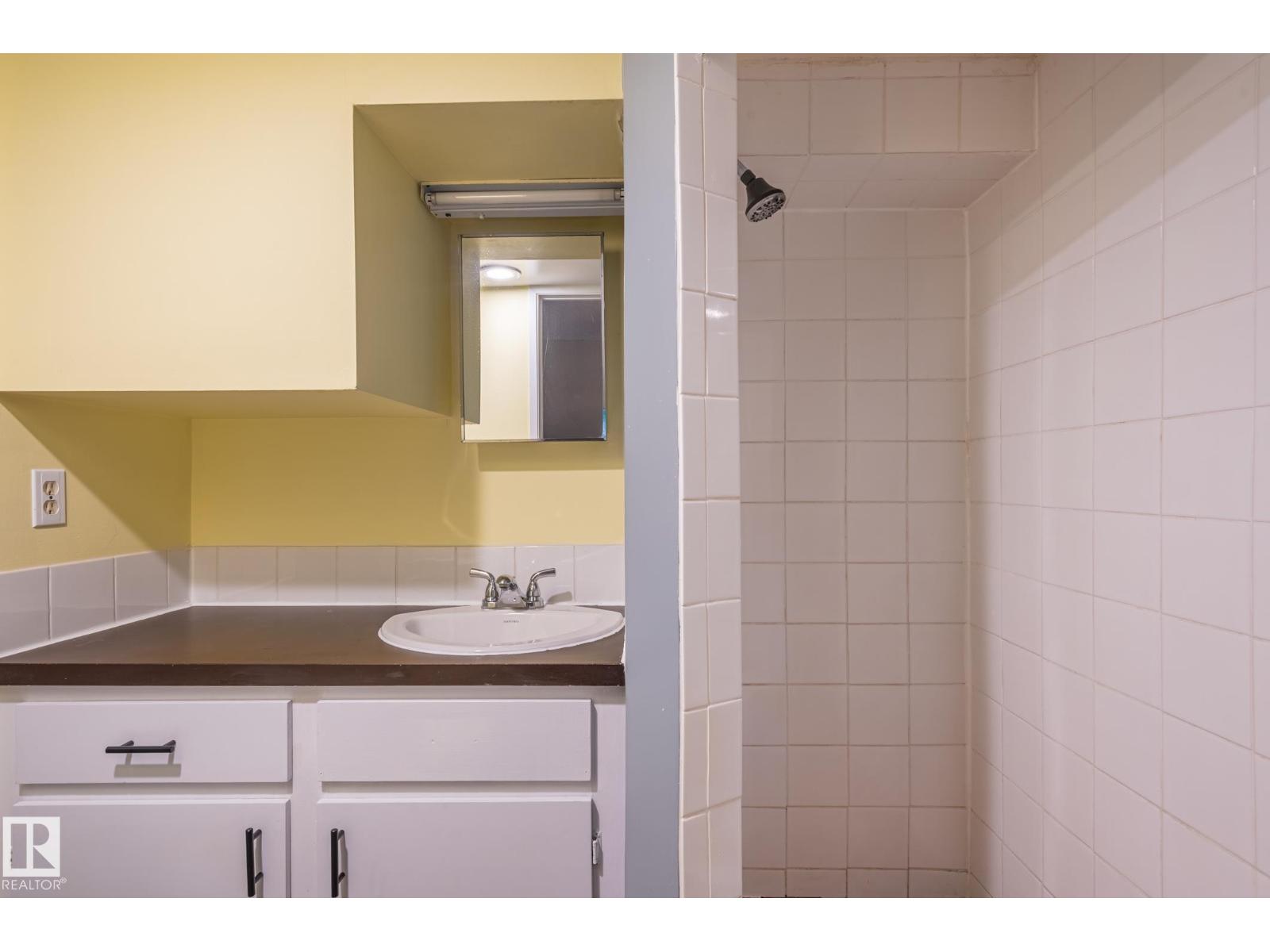 29 Fawcett CR - Image 45