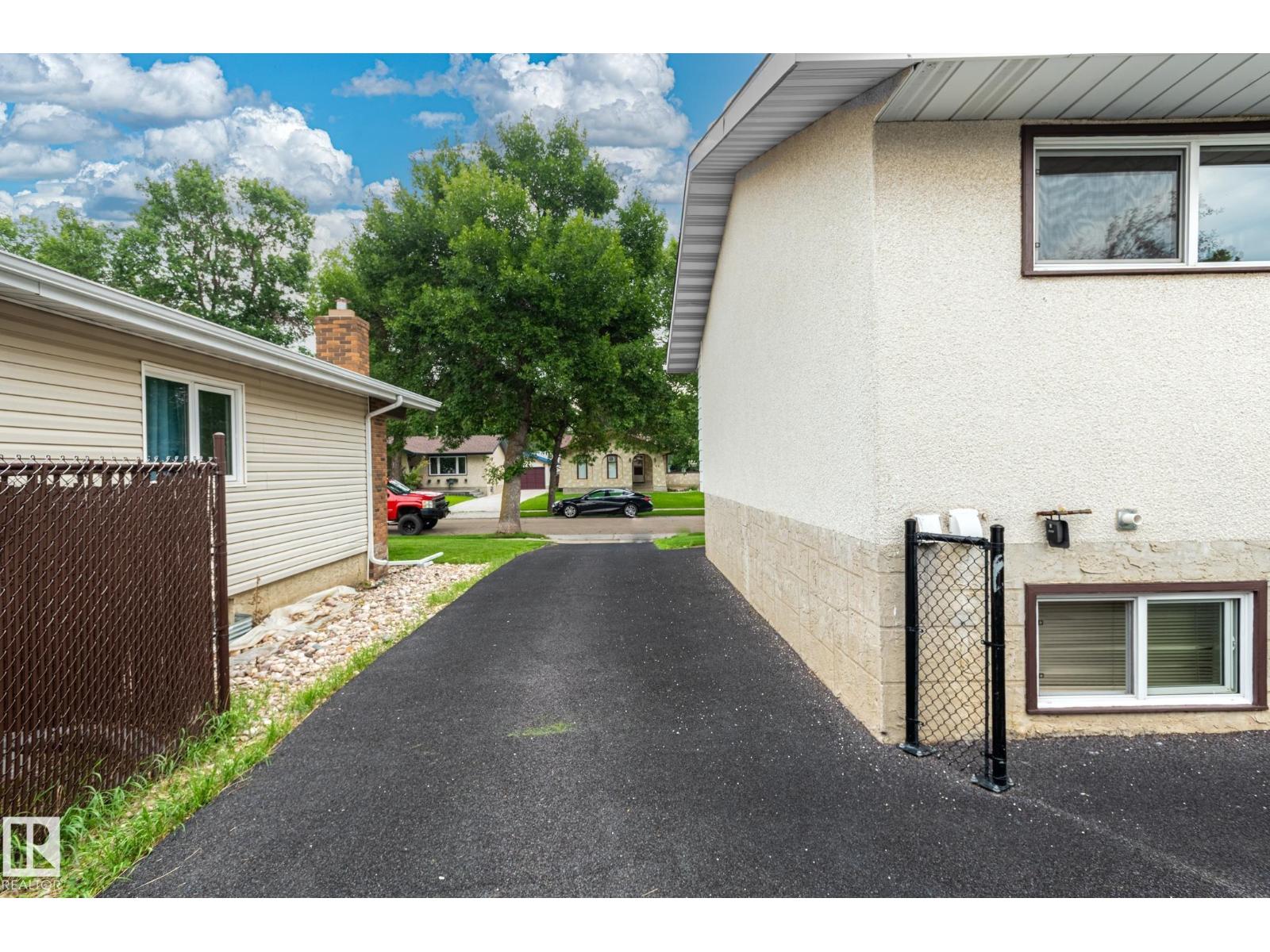 29 Fawcett CR - Image 60