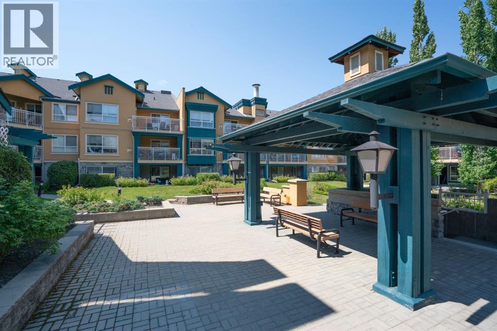 #120 25 Richard Place SW - 37