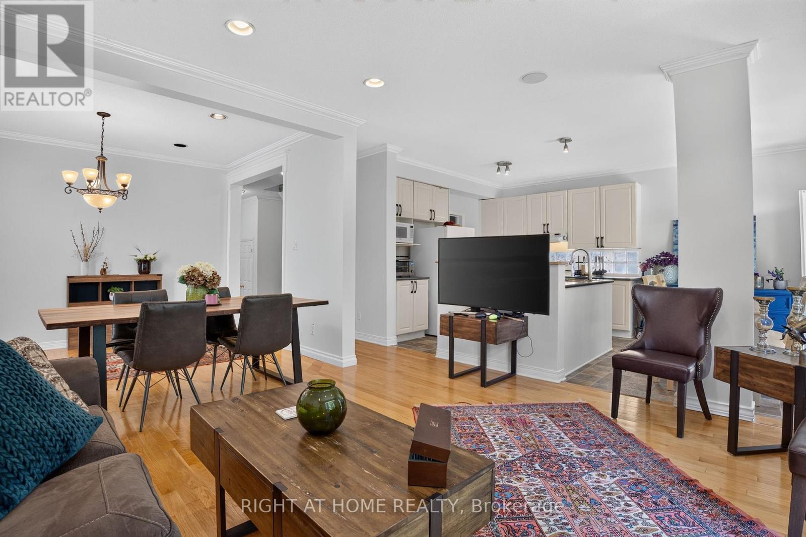 26 EVANSHEN CRESCENT - Image 13