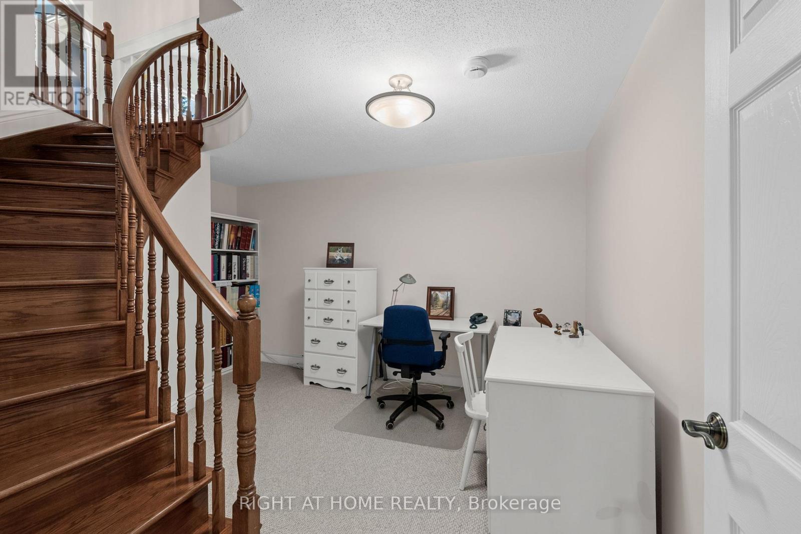 3 Bed, 3 Bath House for Sale in Ottawa – 85 BRIGHTSIDE AVENUE, Ottawa – MLS# X13614292 - Image 30