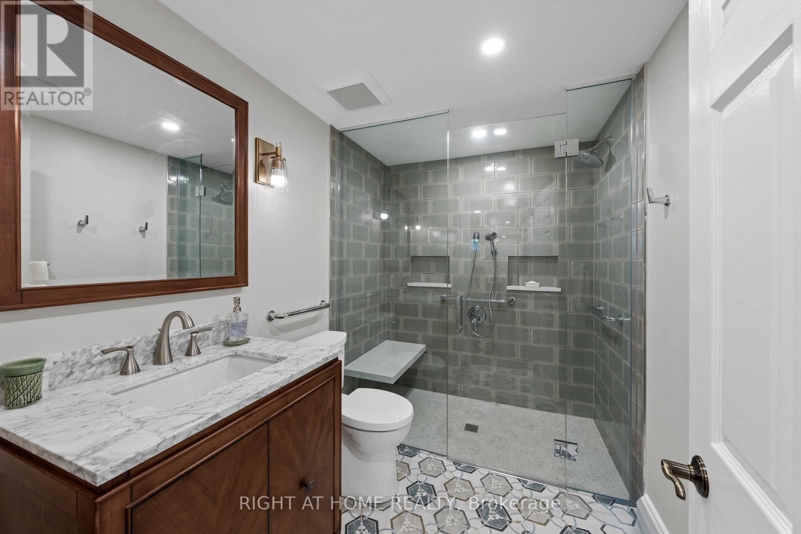 3 Bed, 3 Bath House for Sale in Ottawa – 85 BRIGHTSIDE AVENUE, Ottawa – MLS# X13614292 - Image 39