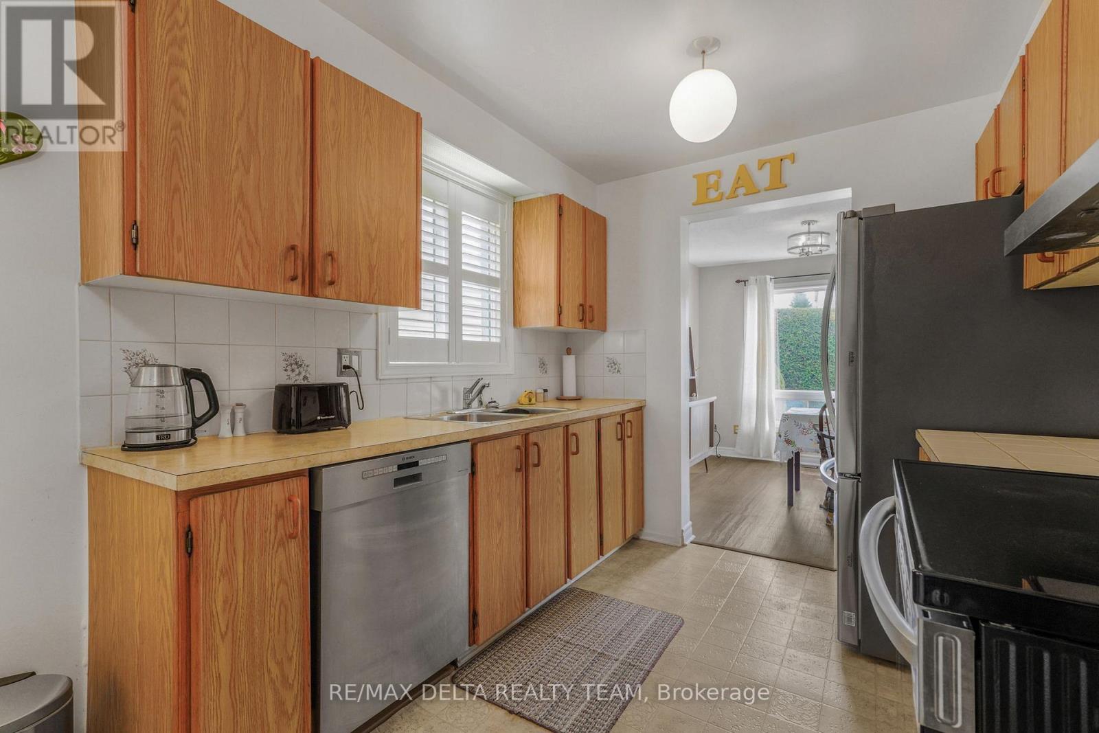 6043 VALLEY FIELD CRESCENT - 13