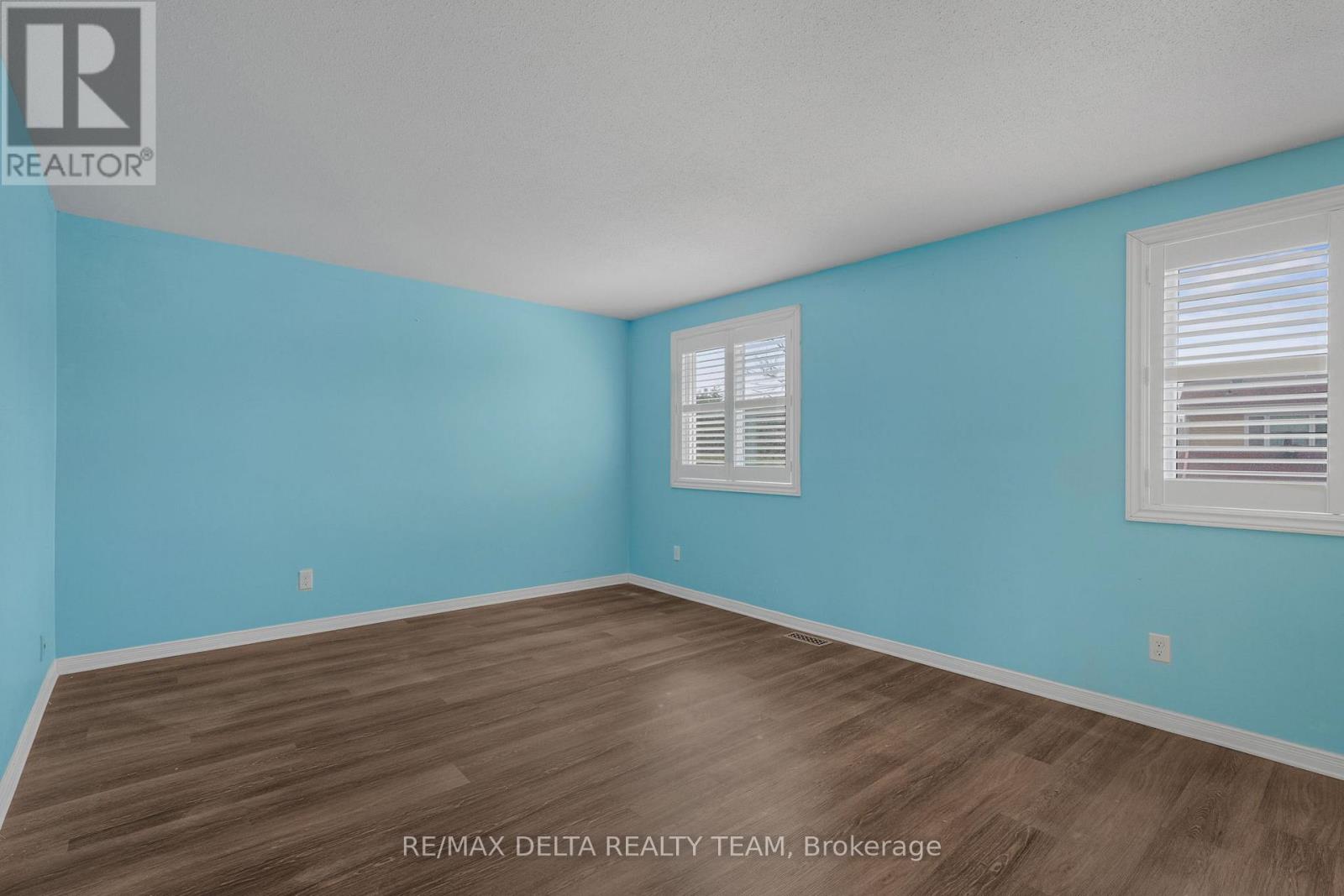 6043 VALLEY FIELD CRESCENT - 18