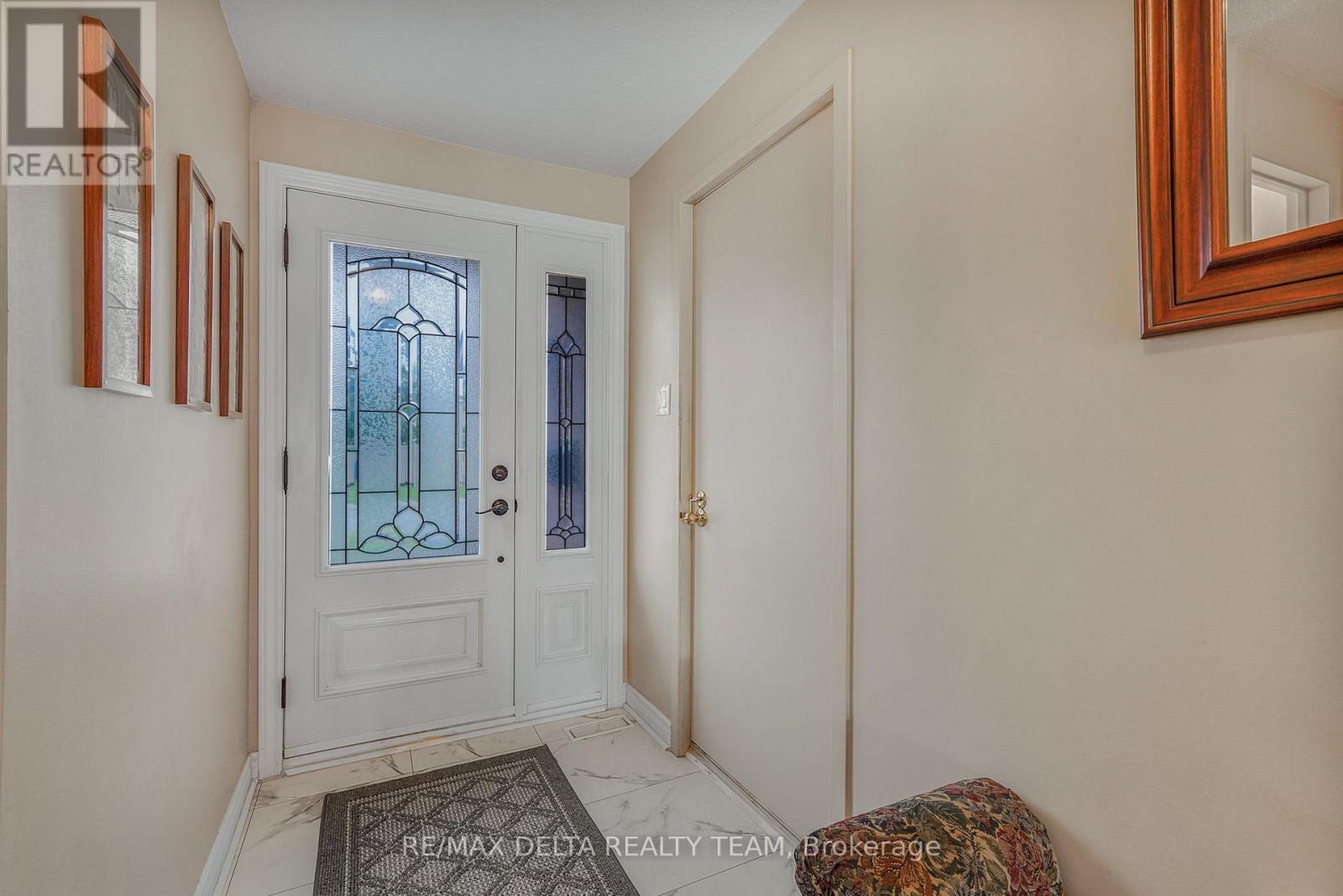 6043 VALLEY FIELD CRESCENT - 3