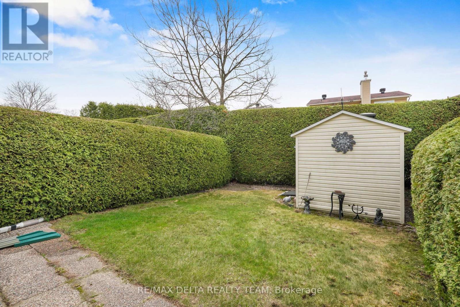 6043 VALLEY FIELD CRESCENT - 32
