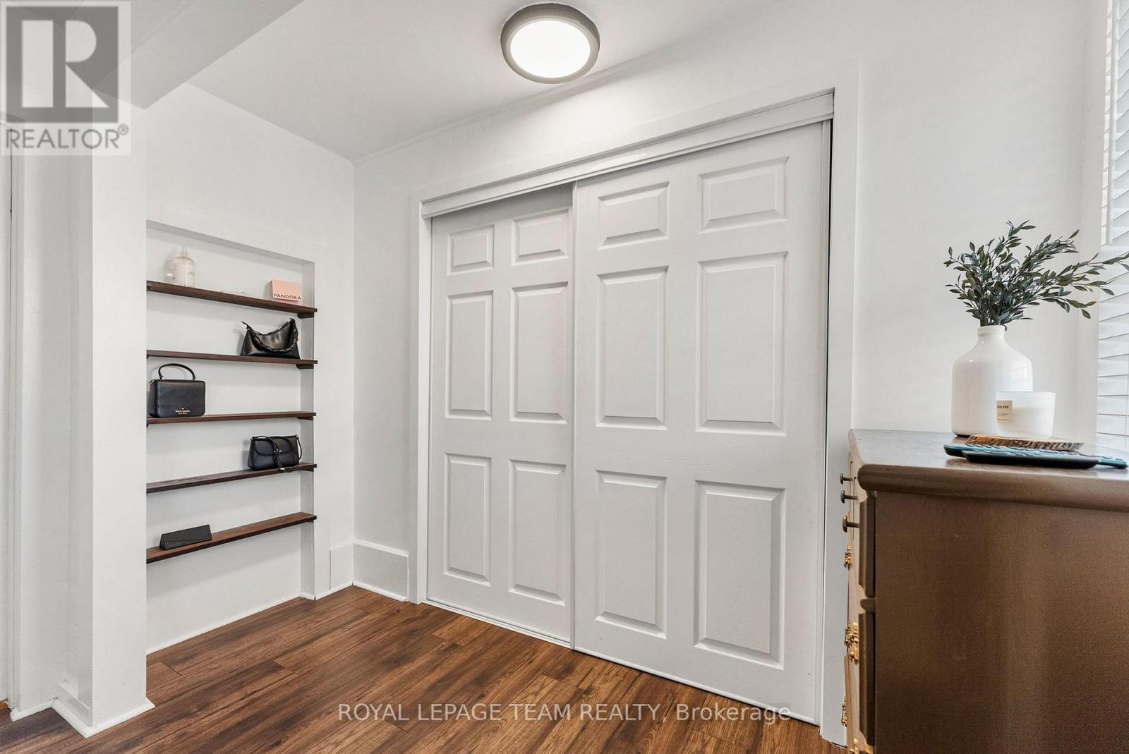 145 MUNROE AVENUE W - Image 25