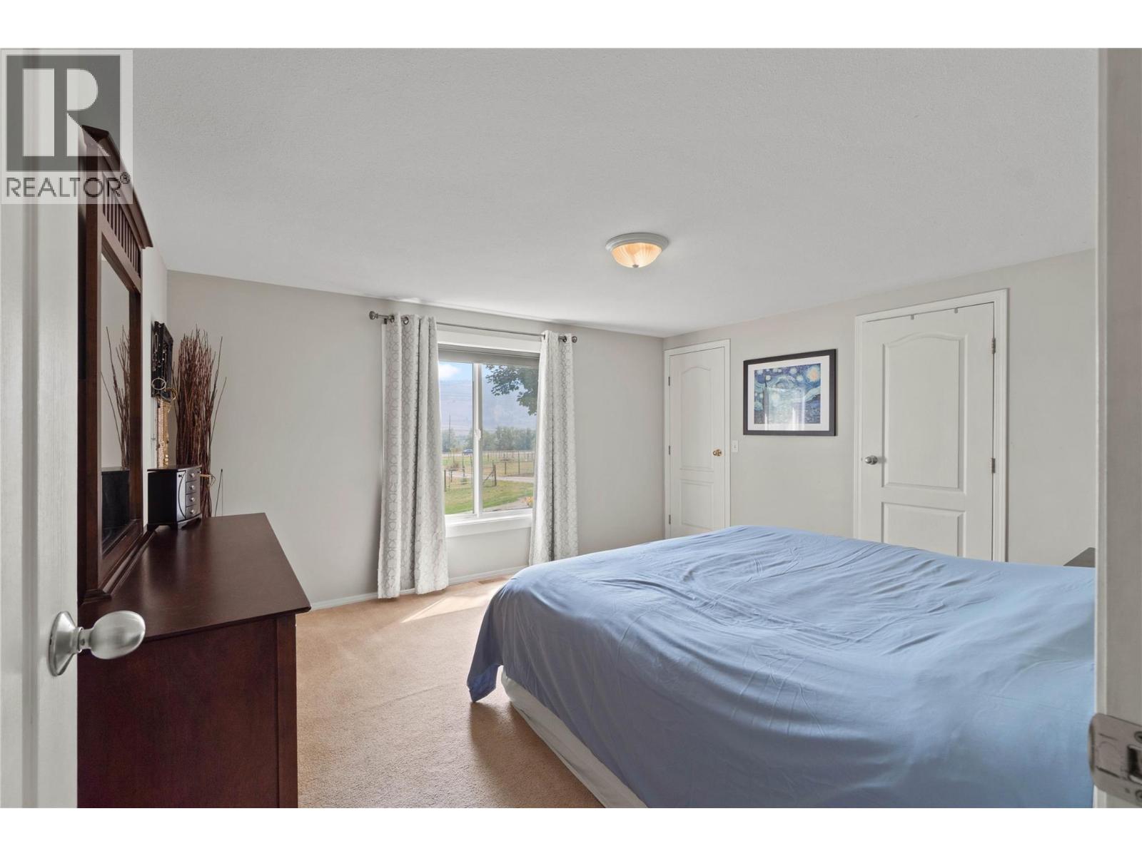 3227 Shuswap Road - 37