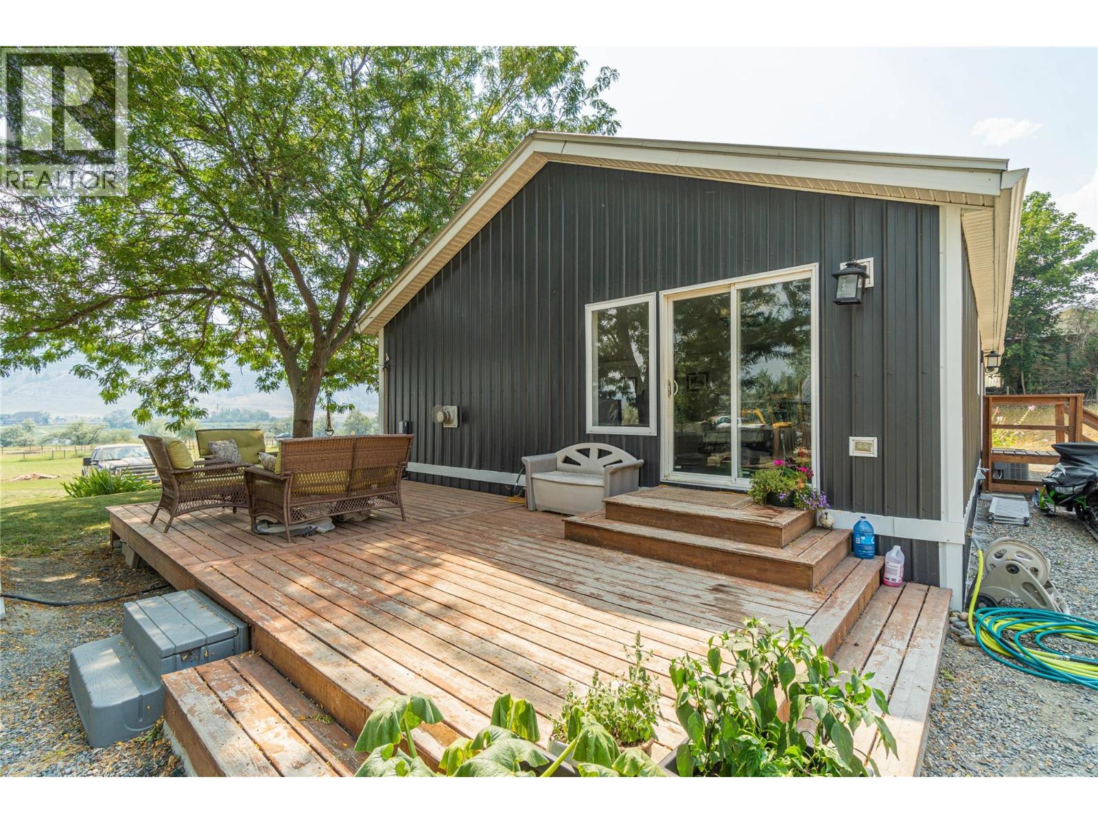 3227 Shuswap Road - 16