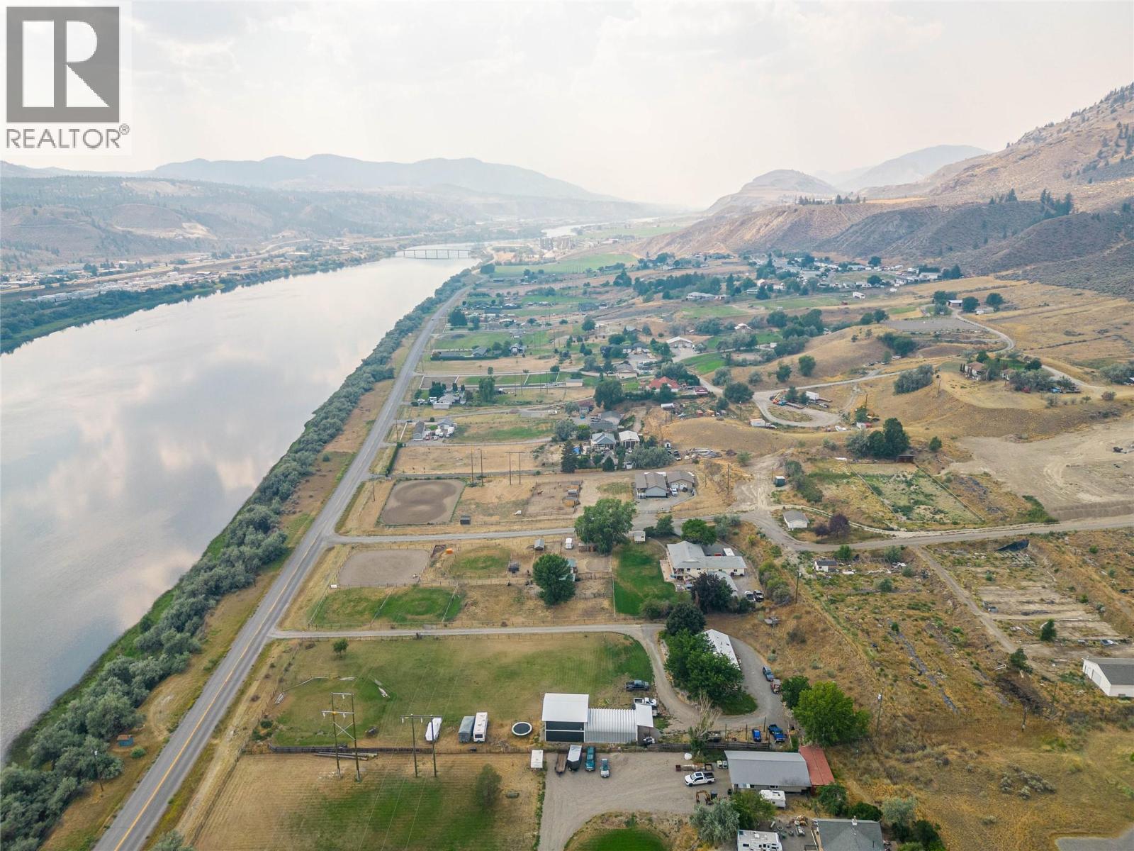 3227 Shuswap Road - 40