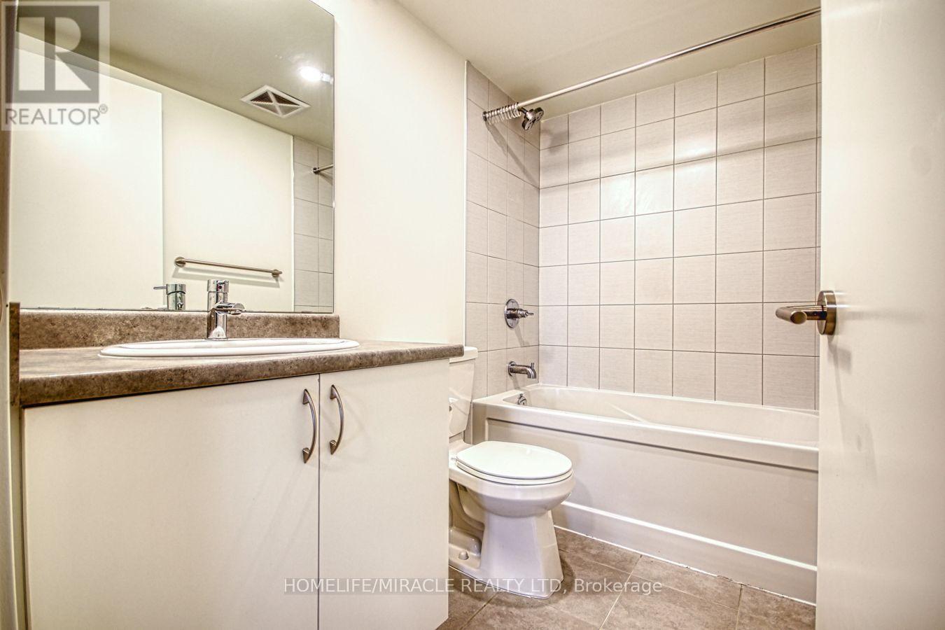 #402 10 WILBY CRESCENT - 11