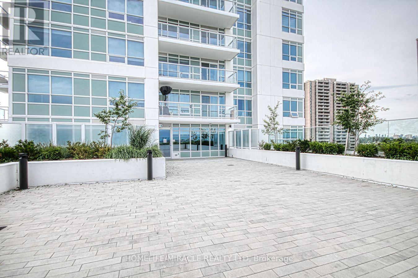 #402 10 WILBY CRESCENT - 29