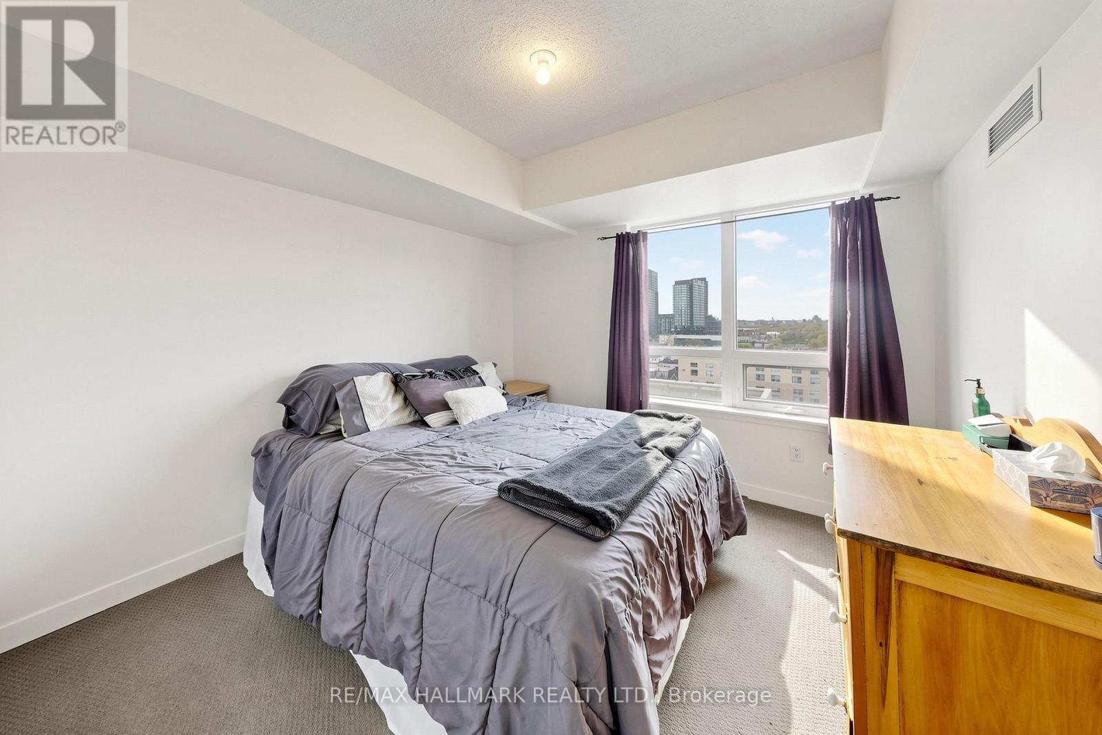 #1119 812 LANSDOWNE AVENUE - 20