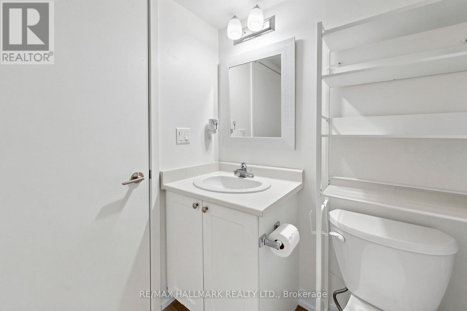#1119 812 LANSDOWNE AVENUE - 24