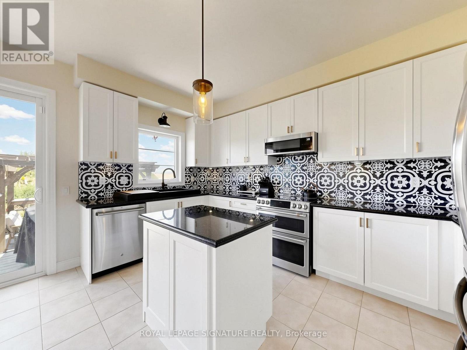 47 DOTCHSON AVENUE - 10