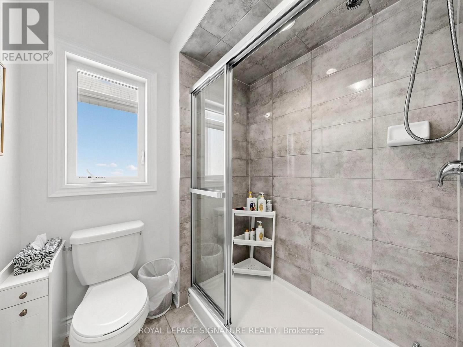 47 DOTCHSON AVENUE - 31