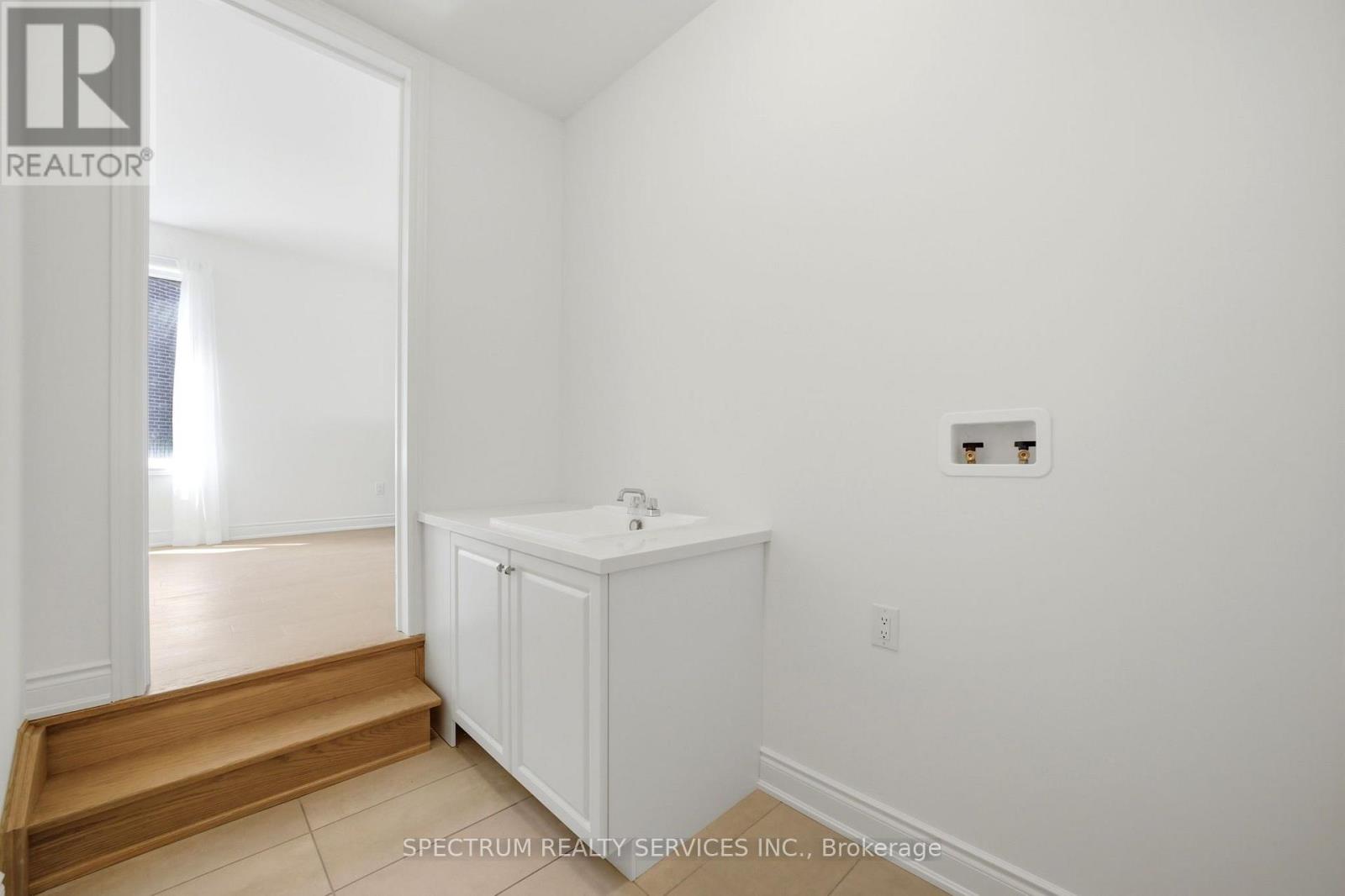 46 PEAREN HEIGHTS - 16