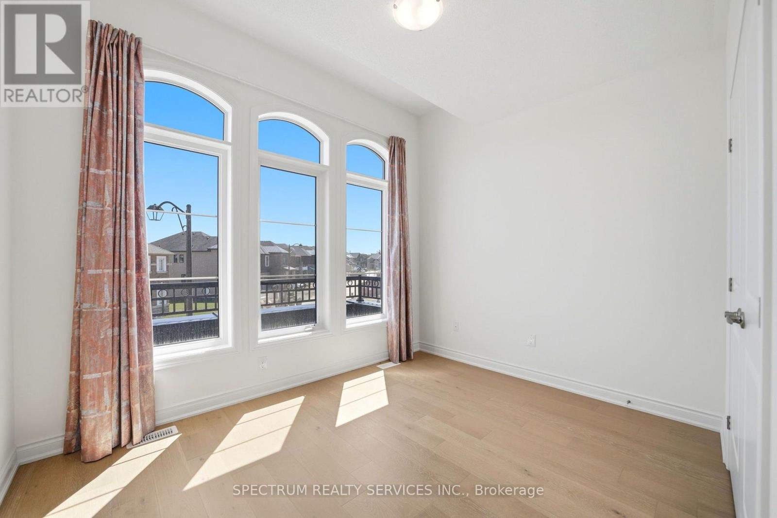 46 PEAREN HEIGHTS - 26