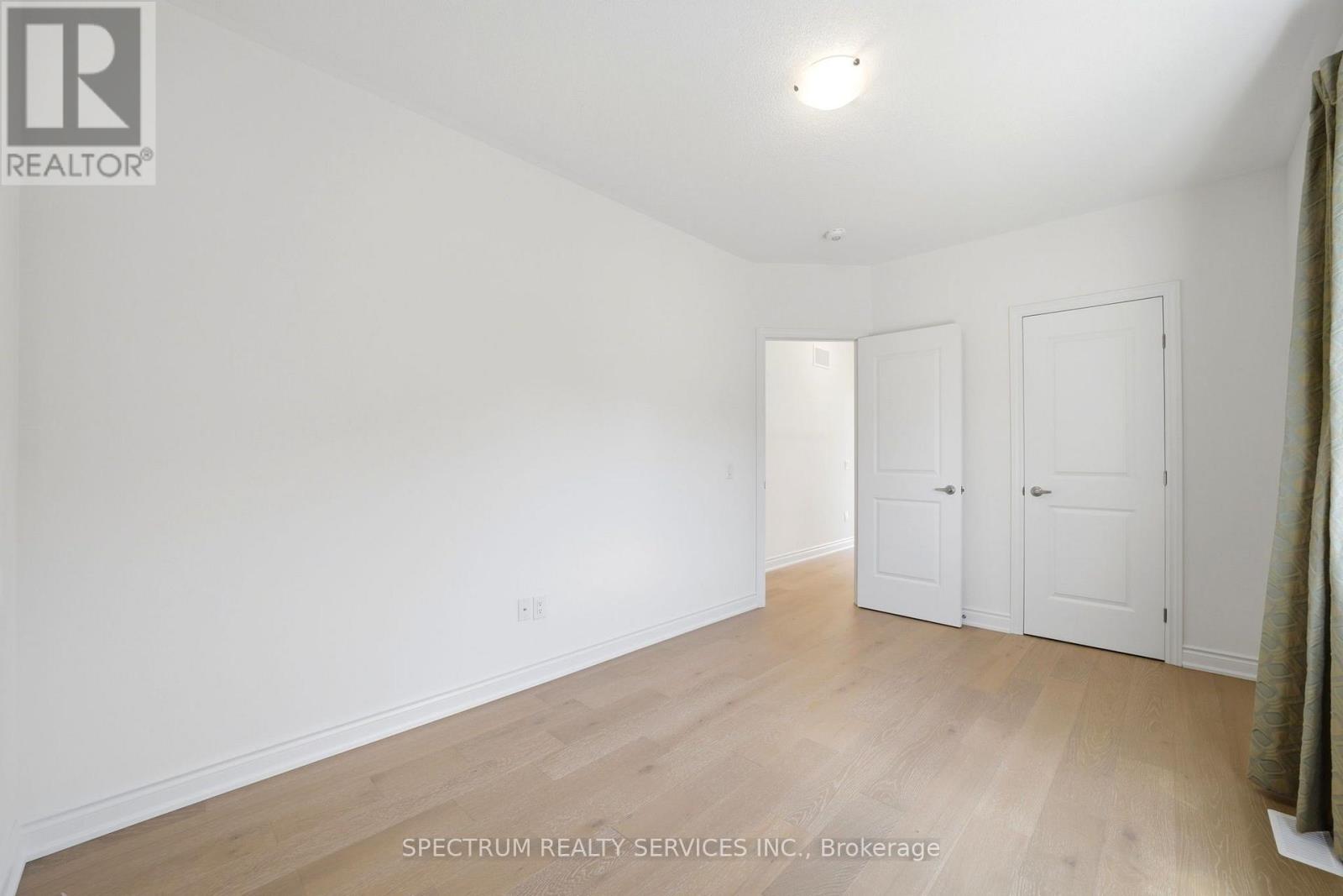 46 PEAREN HEIGHTS - 29