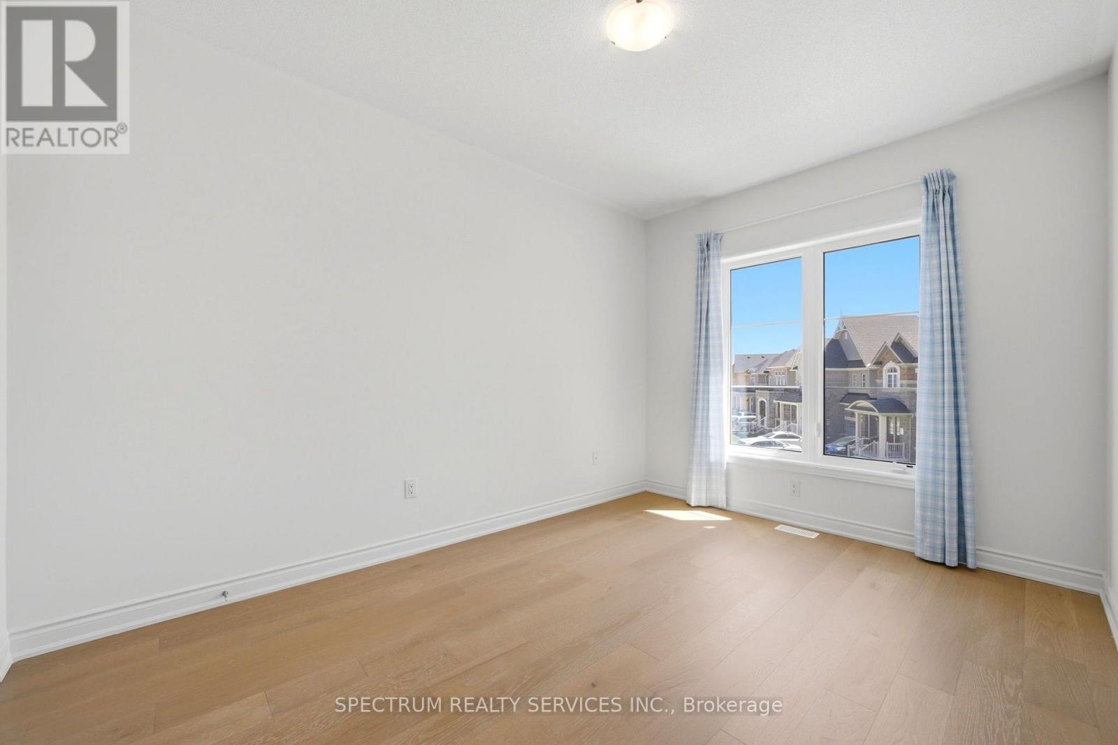 46 PEAREN HEIGHTS - 30