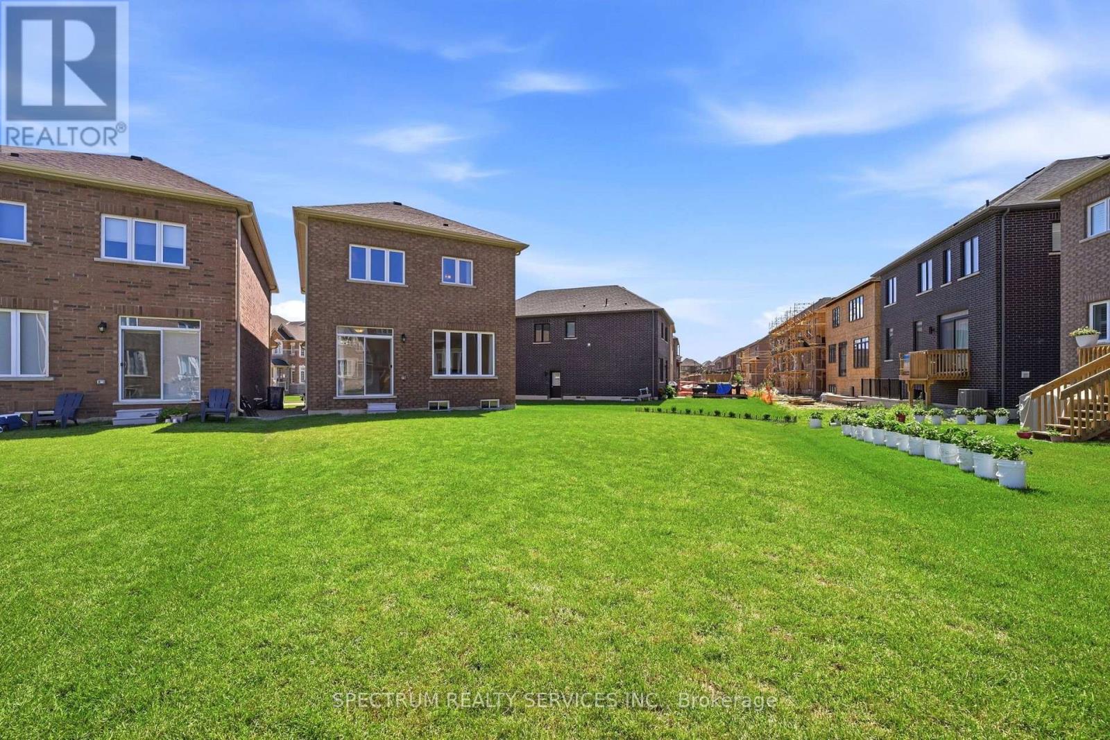 46 PEAREN HEIGHTS - 39