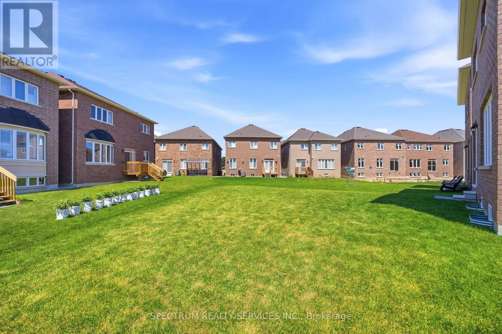 46 PEAREN HEIGHTS - 40