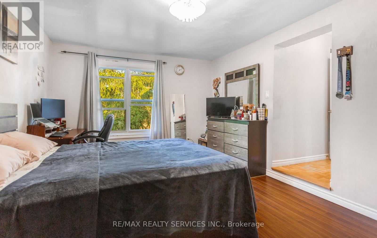 #50 2605 WOODCHESTER DRIVE - 19