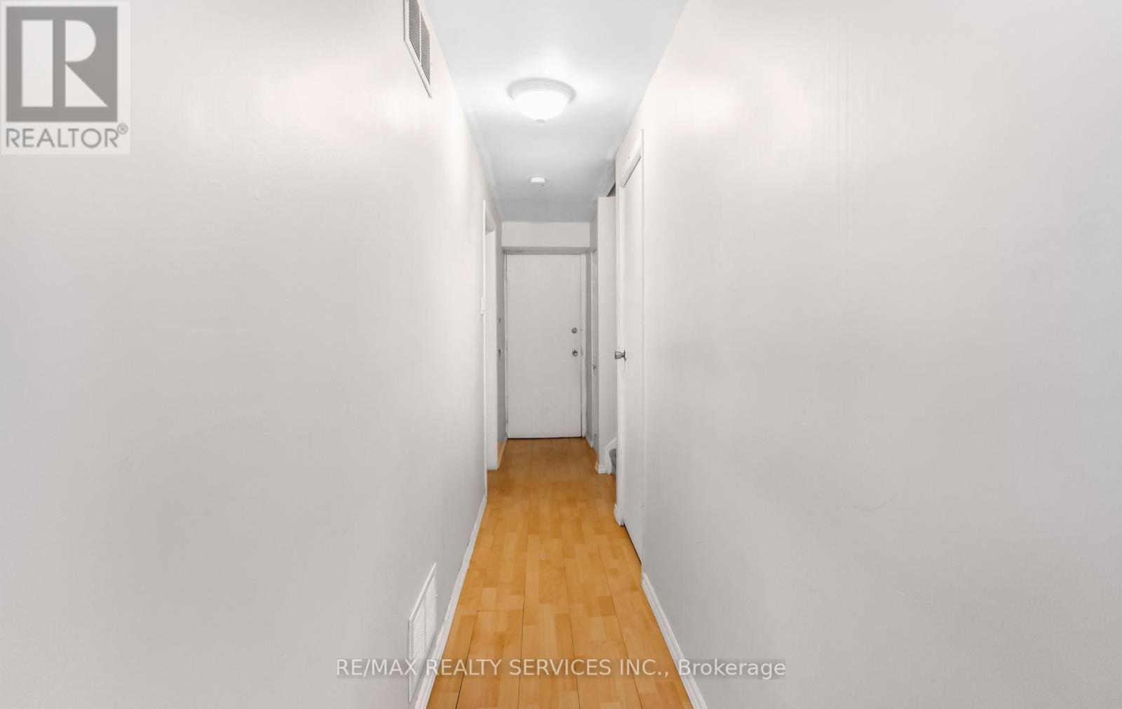 #50 2605 WOODCHESTER DRIVE - 28