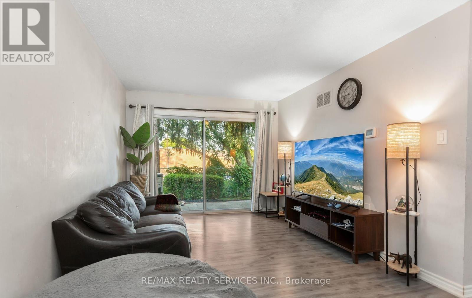 #50 2605 WOODCHESTER DRIVE - 7