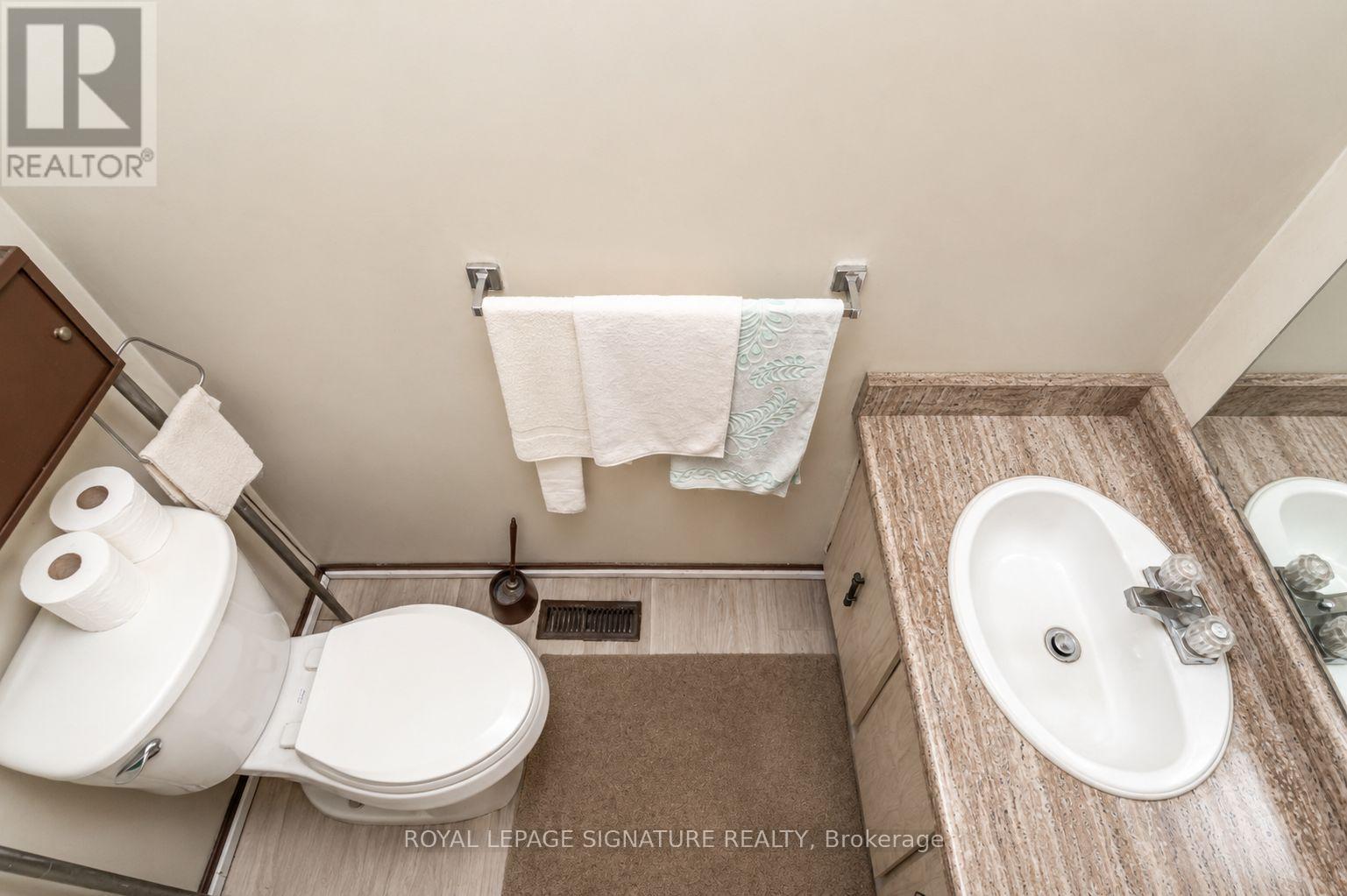 4040 SILVERHAZE ROAD - 10