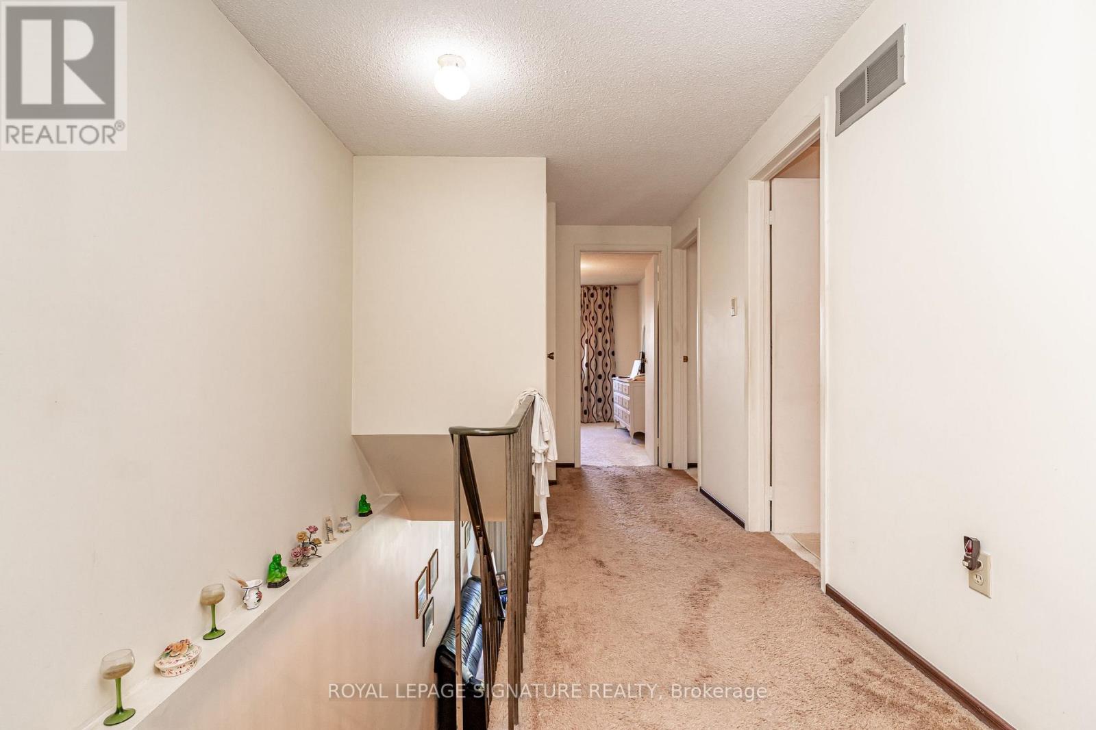4040 SILVERHAZE ROAD - 12