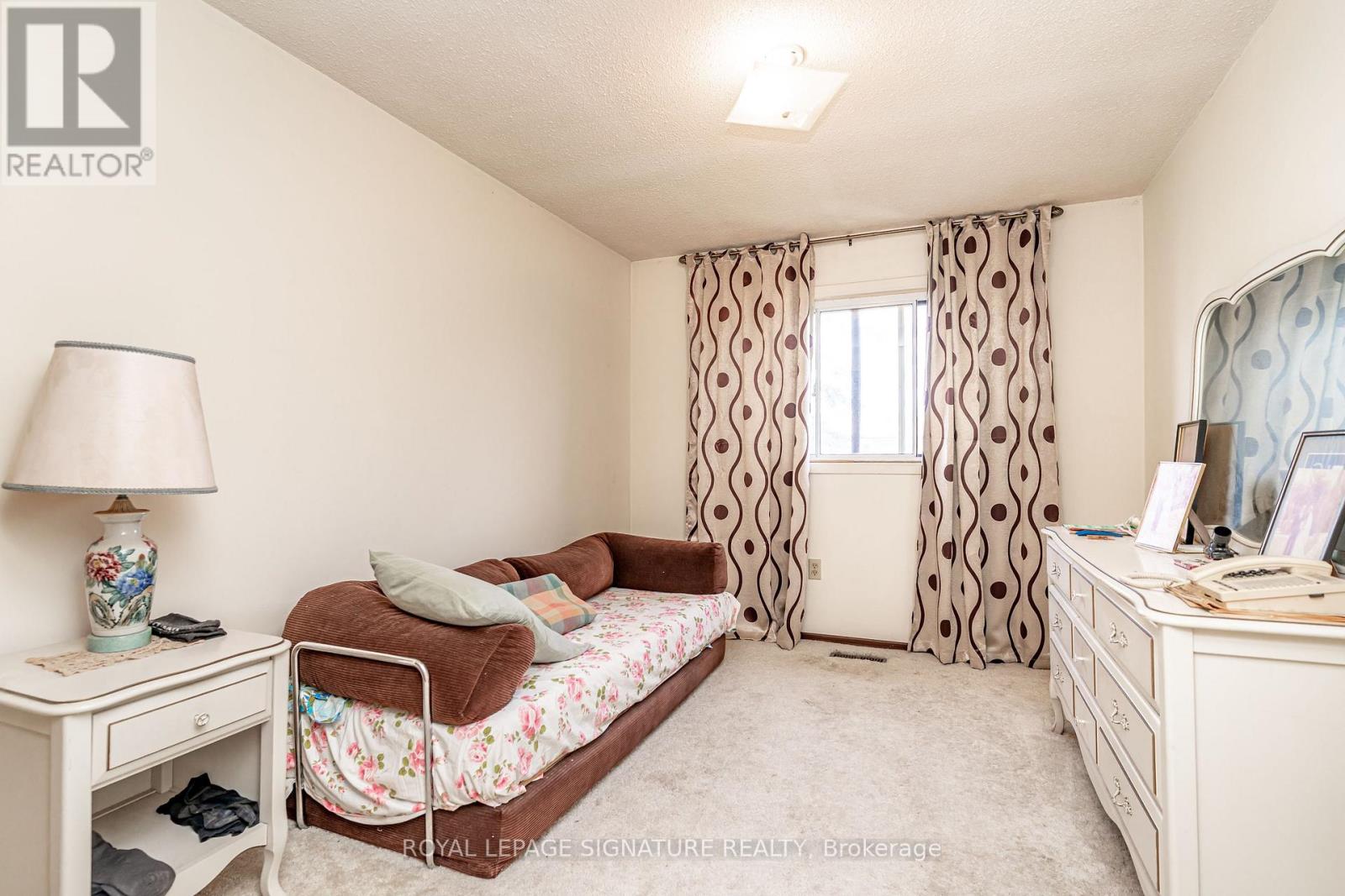 4040 SILVERHAZE ROAD - 15