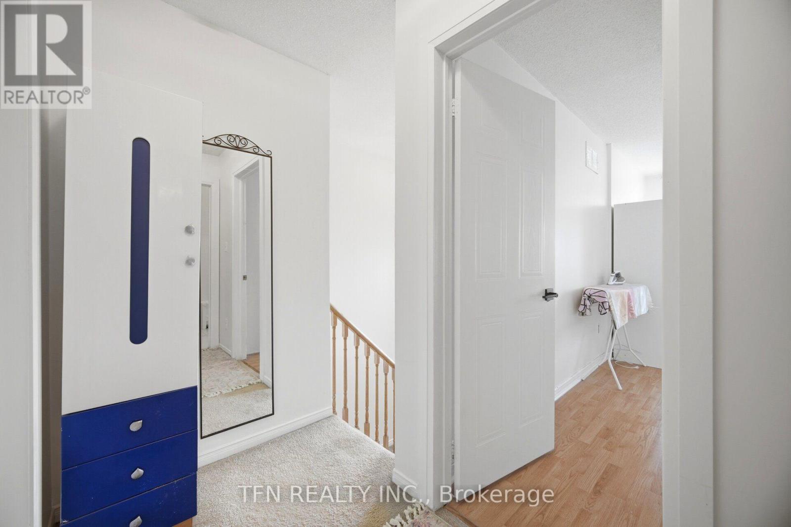 123 BRICKYARD WAY - 23