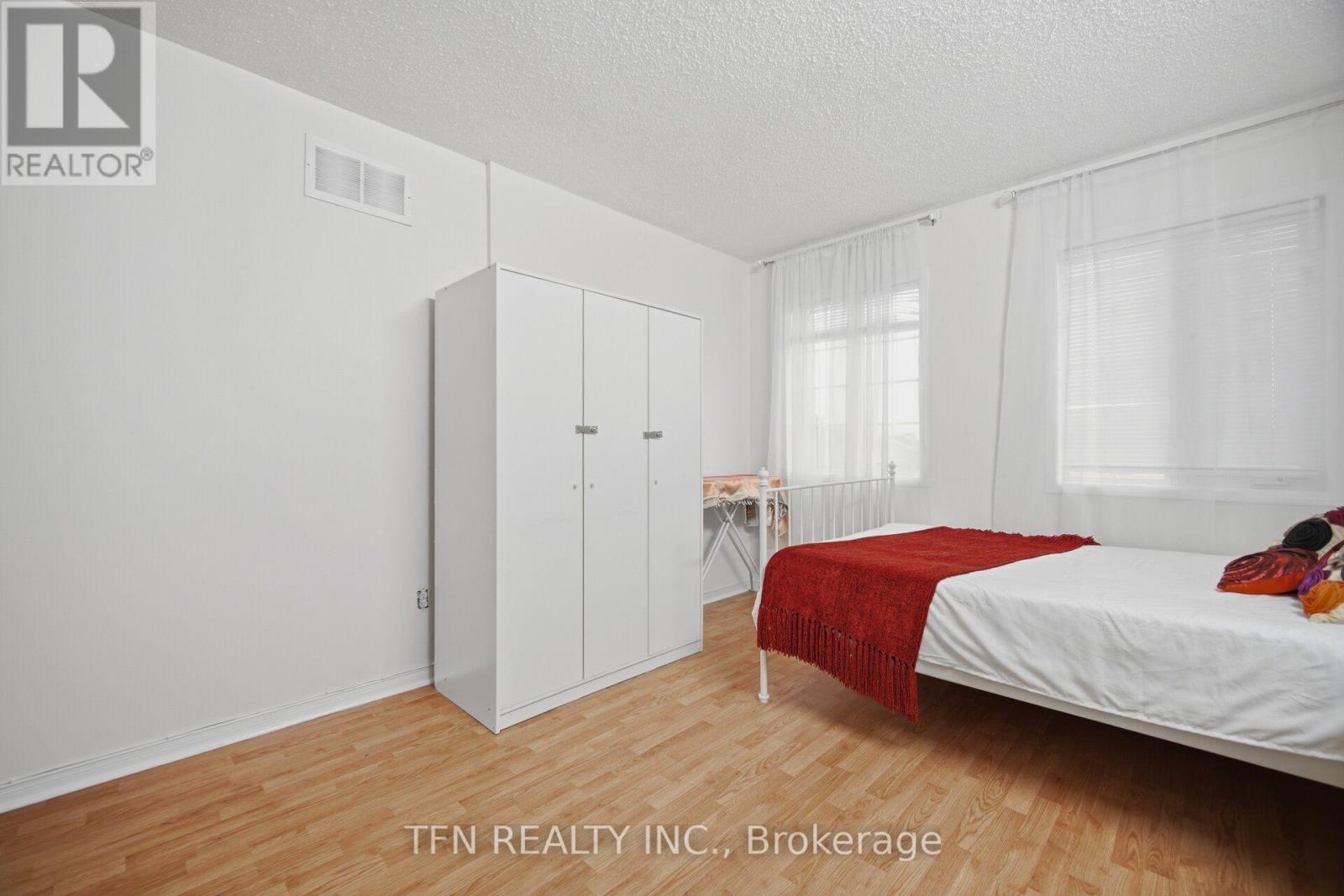 123 BRICKYARD WAY - 26