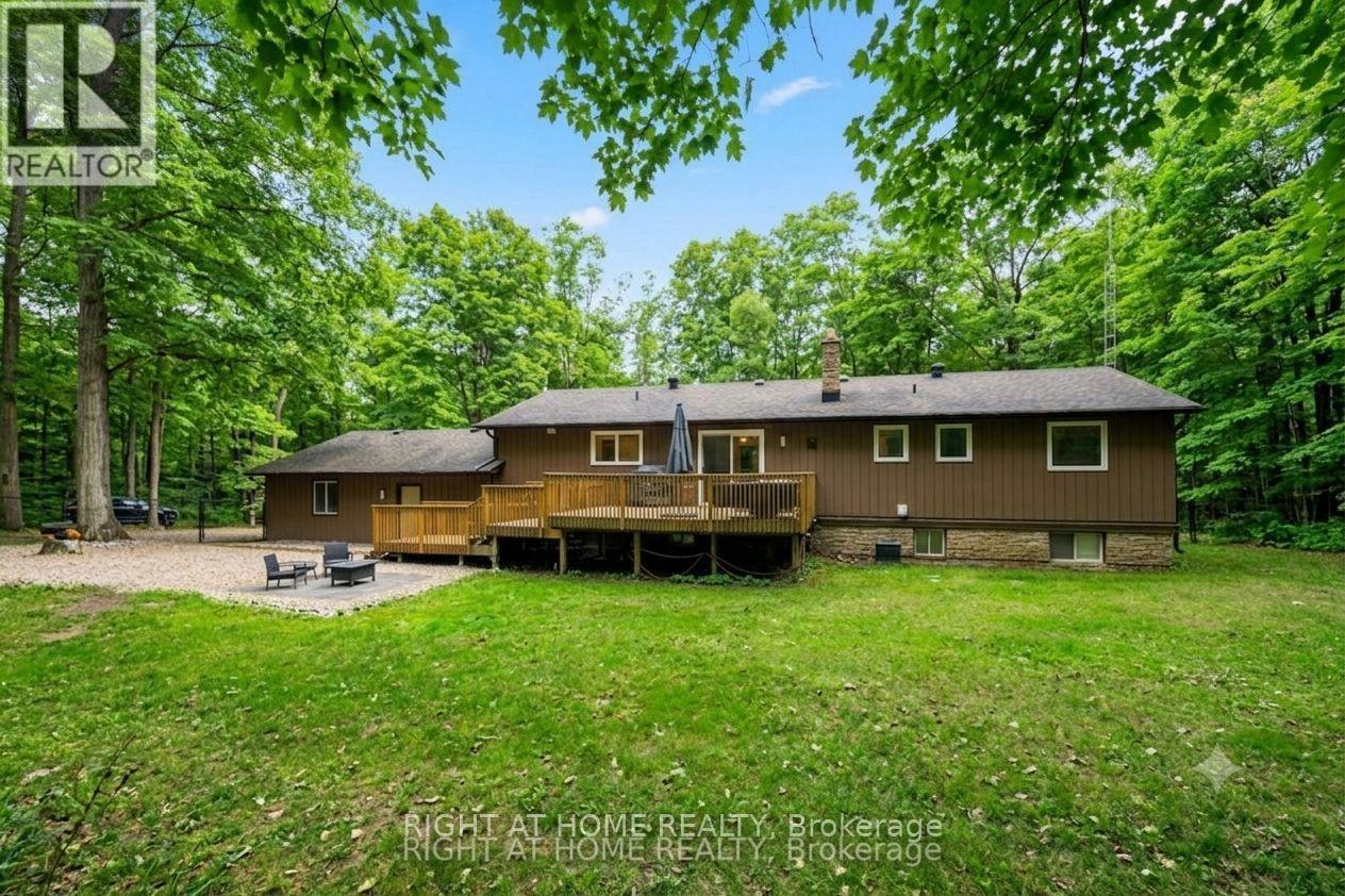 11 WOODLAND CRESCENT - 35