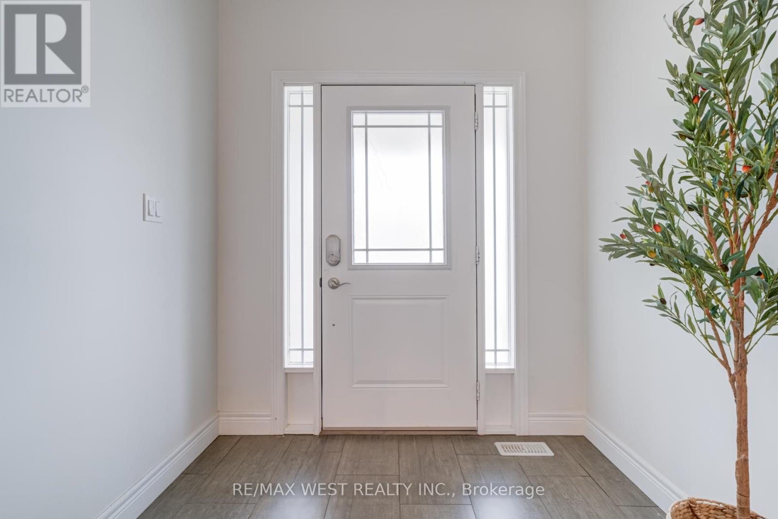270 DALGLEISH TRAIL - 3