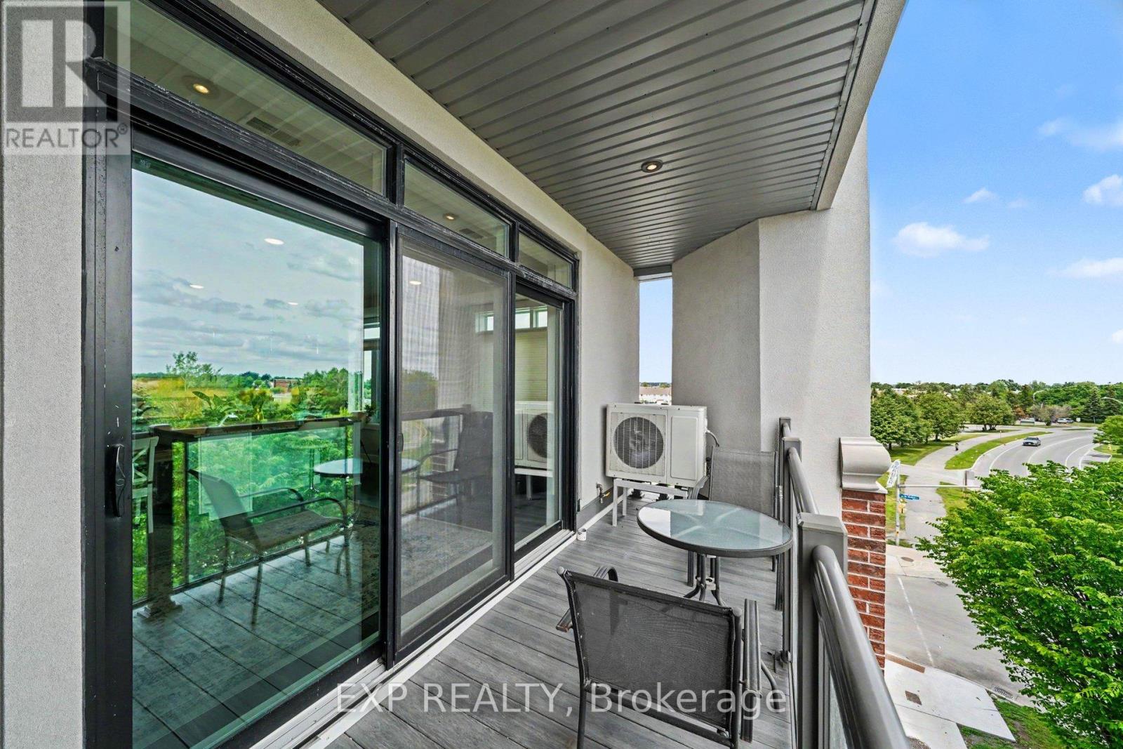 #405 615 LONGFIELDS DRIVE - 23