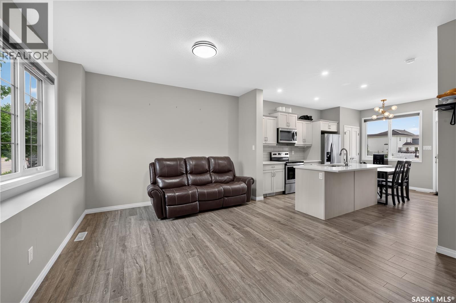 3281 Chuka BOULEVARD, Regina — photo 2