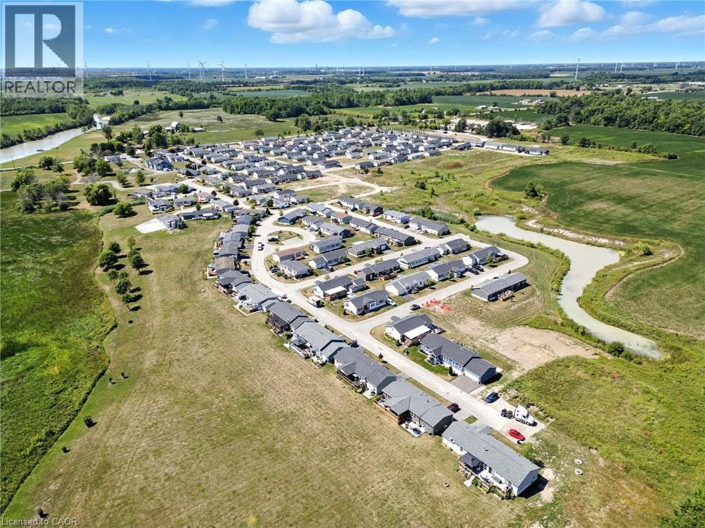 55 RIVERBEND Crescent - 8