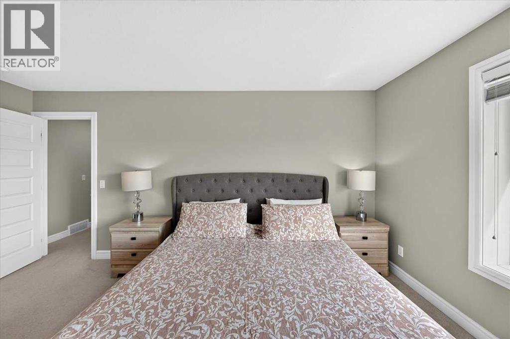 #79 230 Seton Passage SE - 33