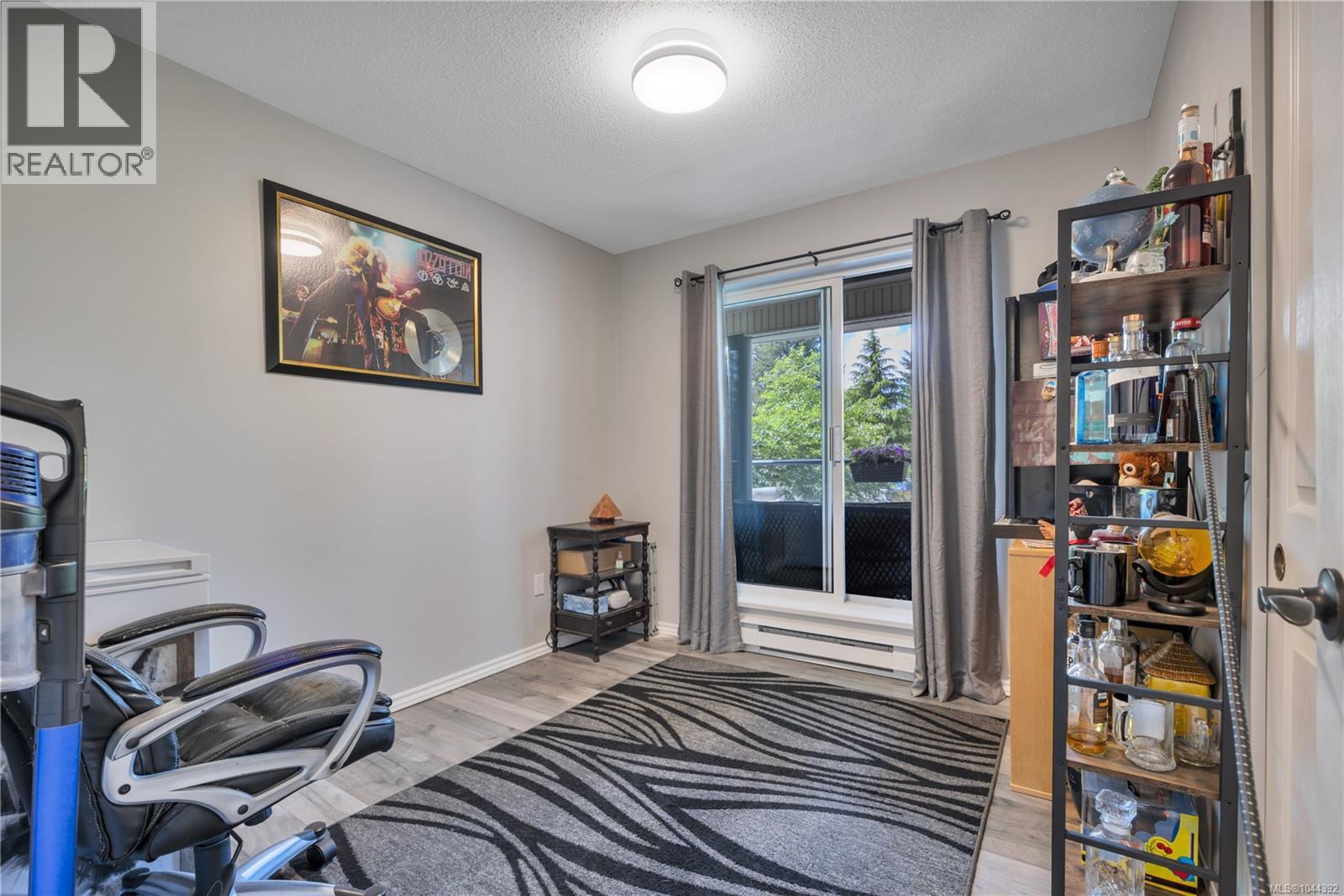 #204 770 Poplar St - 32