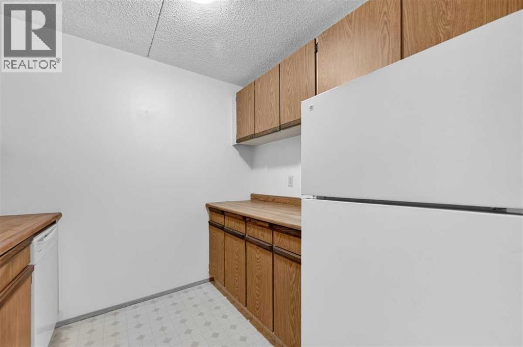 #803 5204 Dalton Drive NW - Image 17