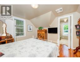 6934 Highway 6, Coldstream, BC V1B3H1 Photo 20