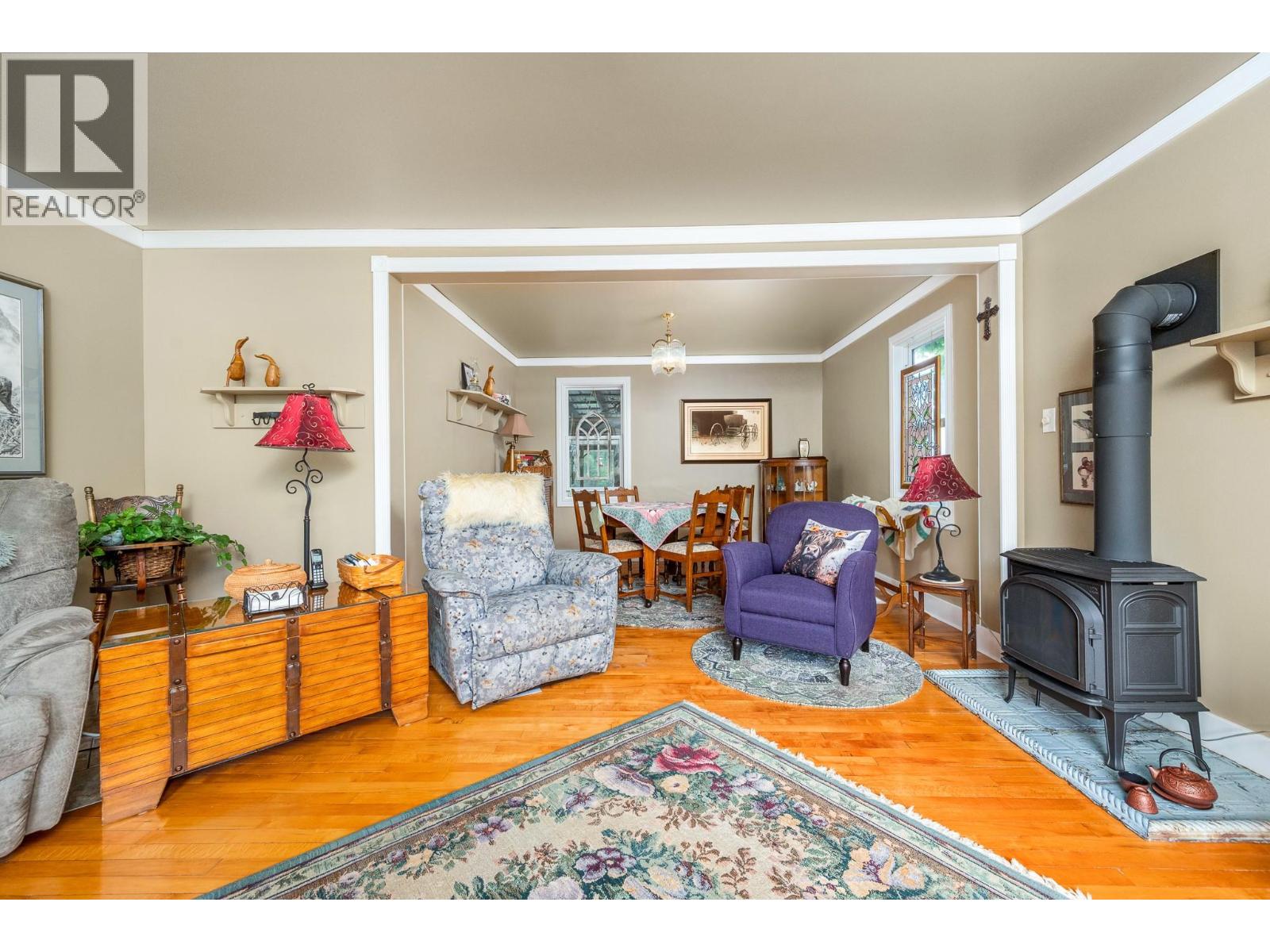 6934 Highway 6 - 8