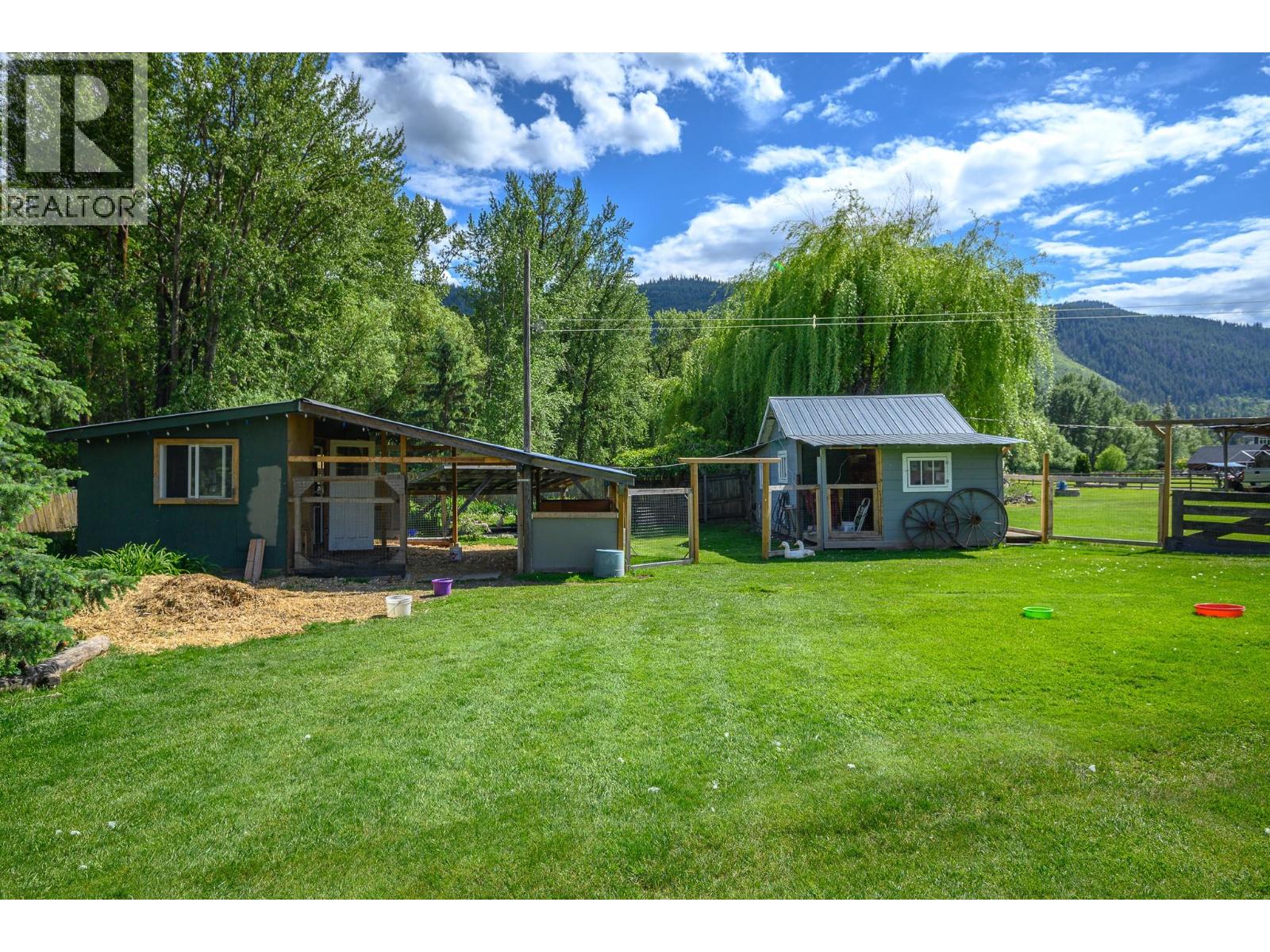 6934 Highway 6 - 37