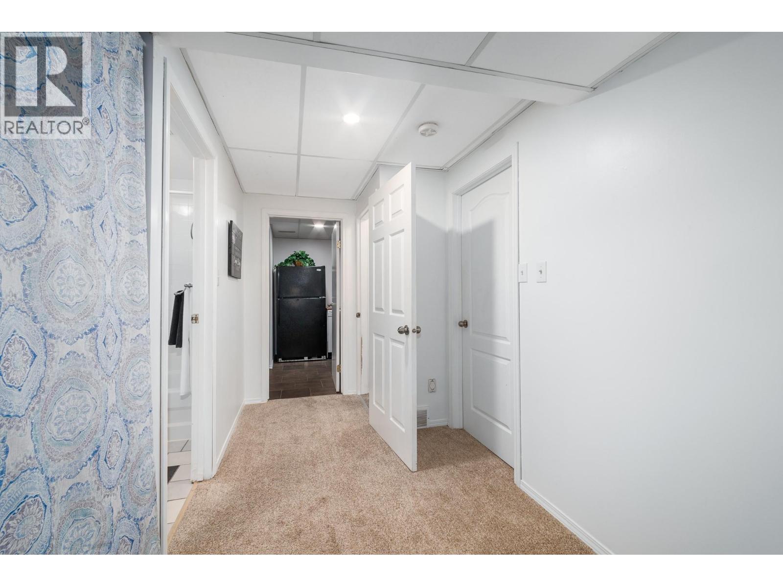 110 Wyndham Crescent - 48